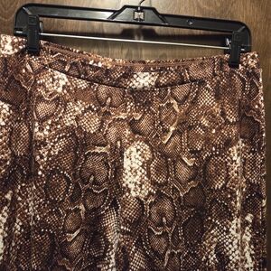 Women with Control Brown Snake Print Leggings NWT